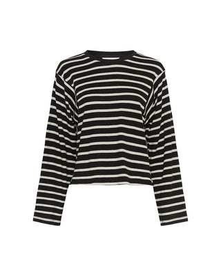 BLACK/FOG;1