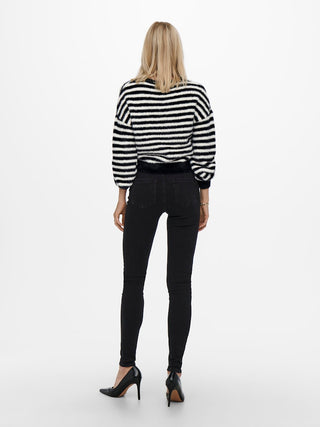 177911004 Black/W. EGRET;3