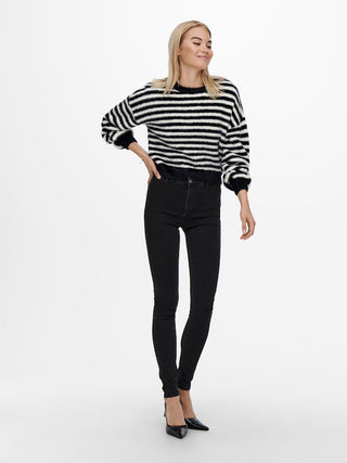 177911004 Black/W. EGRET;4