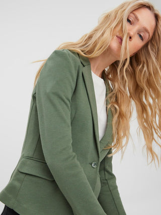 224196 Laurel Wreath;16