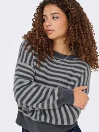 209350007 Blackened Pearl/W. Ultima;12