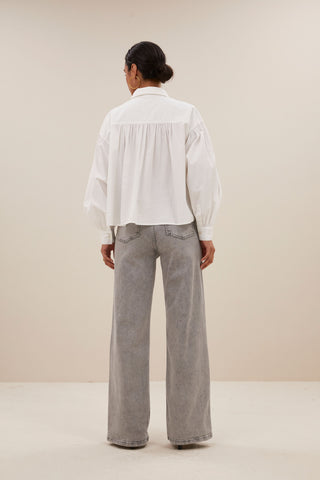 white 001;3
