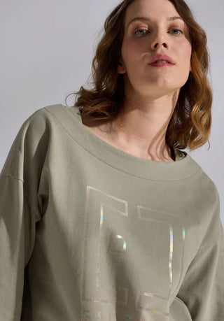 926 Pale Fern;11