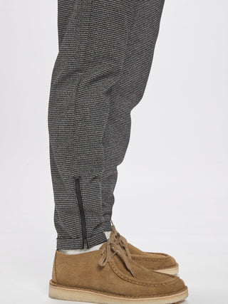 9900 Dark Grey;5
