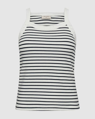 9795 Brilliant White w. Navy Blazer;2