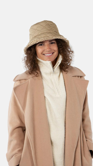 Beige light brown;5
