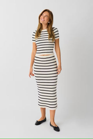 black/stripe;1