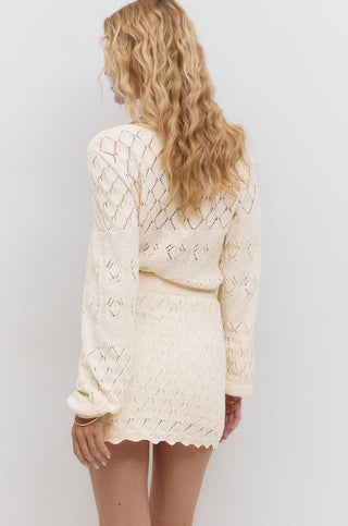 Cream;2