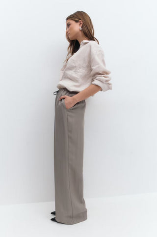 Taupe;2