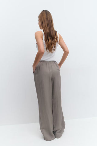 Taupe;4