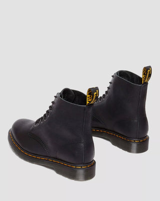 Black;4