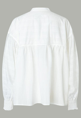 0010 white;2