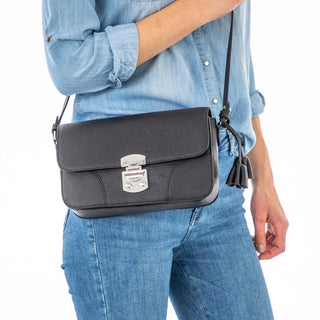 900 Black;6