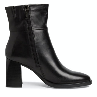 001 BLACK;3