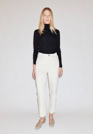 1677 Undyed;10