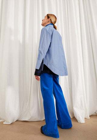 2495 warm blue-white;6
