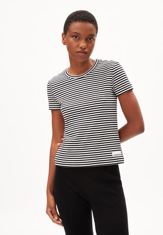 1143 black-white;11