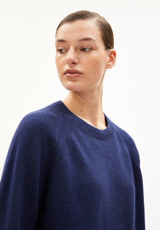 2567 deep sea blue;28