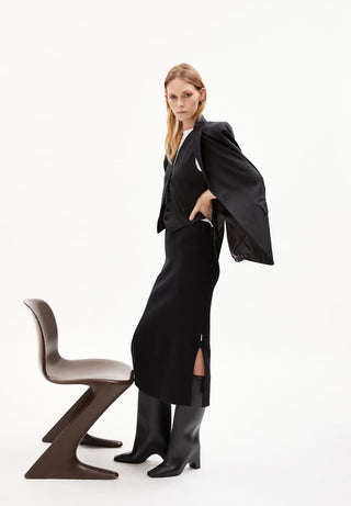 105 black;12