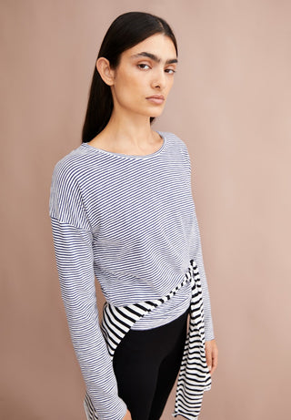 3276 oatmilk-blue noon;17