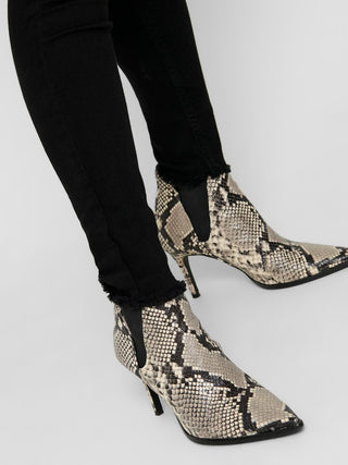 179674 Black Denim;13