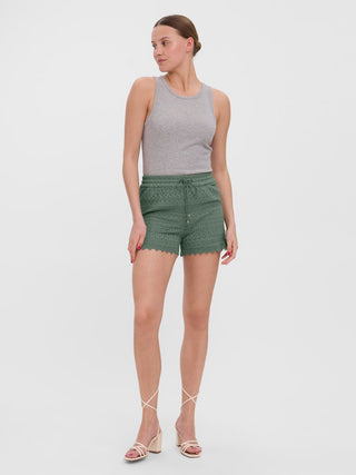 224196 Laurel Wreath;16
