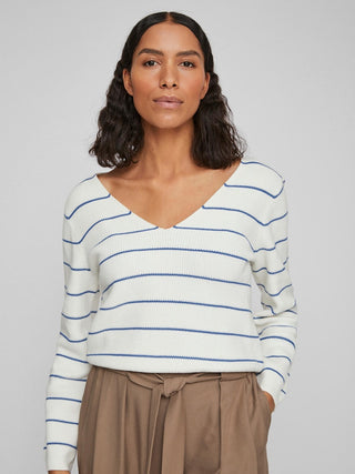 217891002 White Alyssum/FEDERAL BLU;19
