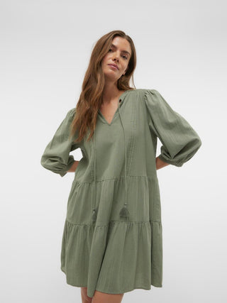 235915 Hedge Green;3