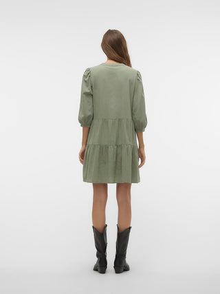 235915 Hedge Green;4