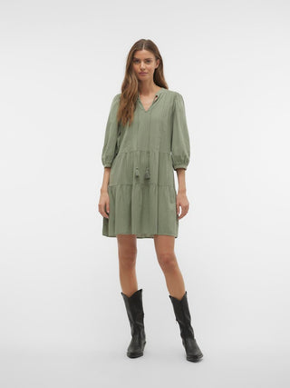 235915 Hedge Green;6