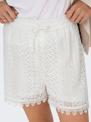 Only / Damen-Short / ONLHELENA STRING LACE SHORTS WVN