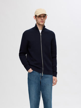 186839 Sky Captain;10