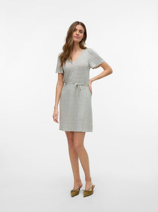 175626001 Oatmeal/Black;4
