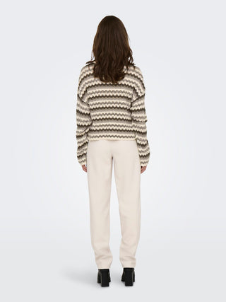 Birch/Feather;13