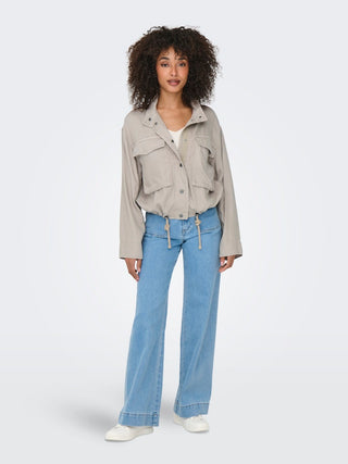 185600 String;9