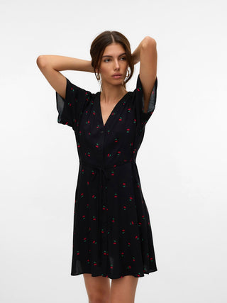 177868017 Black/Cherries;11