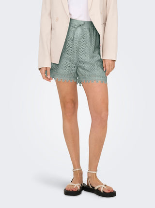 Only / Damen-Short / ONLHELENA STRING LACE SHORTS WVN