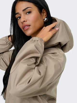 Bestseller / Damen-Jacke / ONLDOMINIQUE LIFE HOOD JACKET CC OT