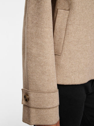 VILA GmbH / Damen-Jacke / VIJUICE L/S SHORT JACKET - NOOS