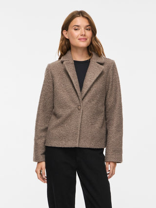 VILA GmbH / Damen-Jacke / VIRAZZI L/S BOUCLE JACKET/TES