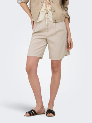 Bestseller / Damen-Short / ONLARIS LIFE BERMUDA SHORTS WVN CC