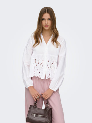 Bestseller / Damen-Bluse / ONLDEWINA LS V-NECK ANGLAISE SHIRT
