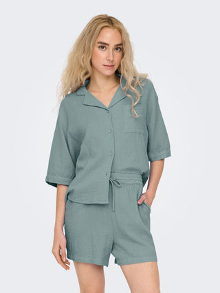 Bestseller / Damen-Bluse / ONLTHYRA SS SHIRT NOOS WVN