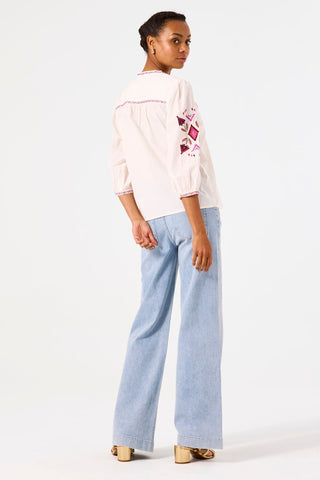 53 off white;4