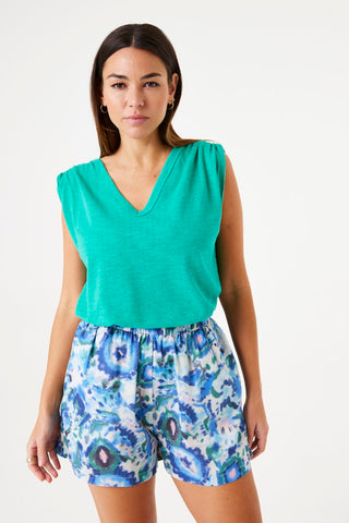636 vivid green;8