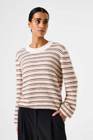 6737 soft ivory;3