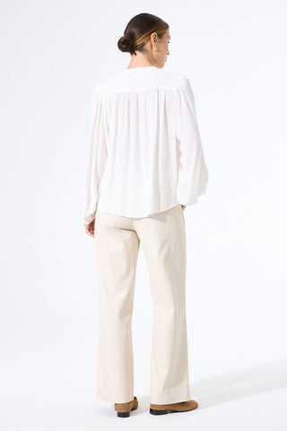 53 off white;4