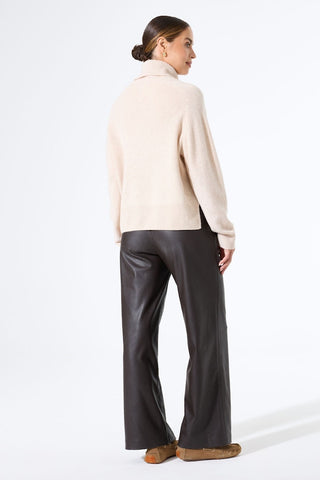 5853 neutral blond;10