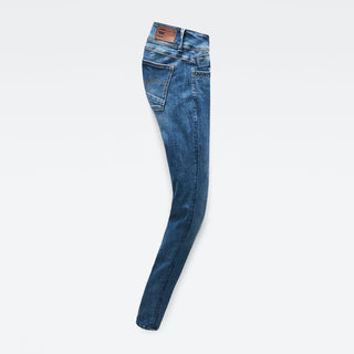 A889;5