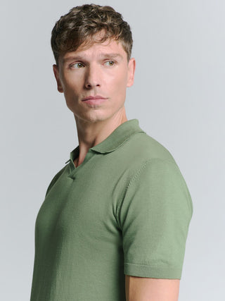 050 Green;4